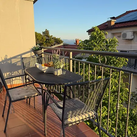 Lägenhet Sea Life With Balcony And Sea View Makarska