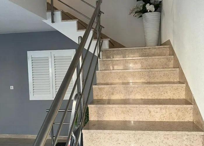 Sea Life With Balcony And Sea View *